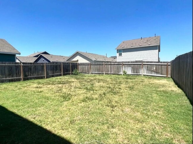 Building Photo - 343 Mica Trl