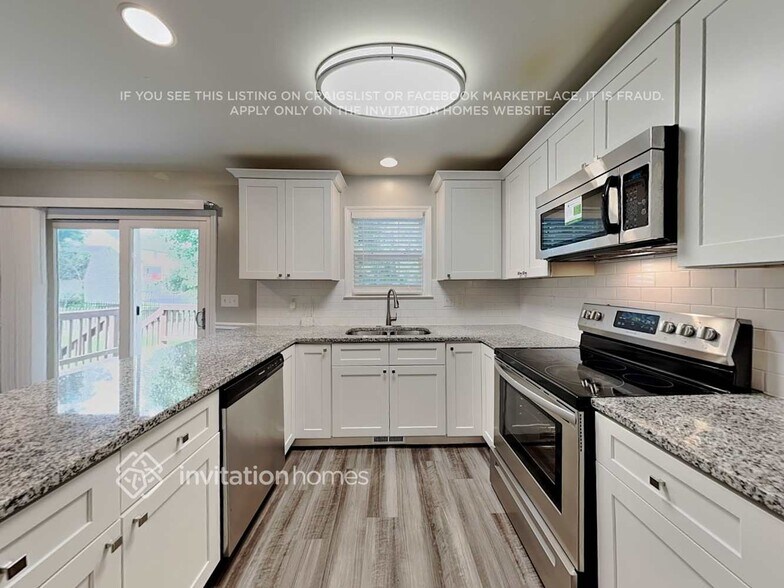 Building Photo - 6333 Willowdell Dr