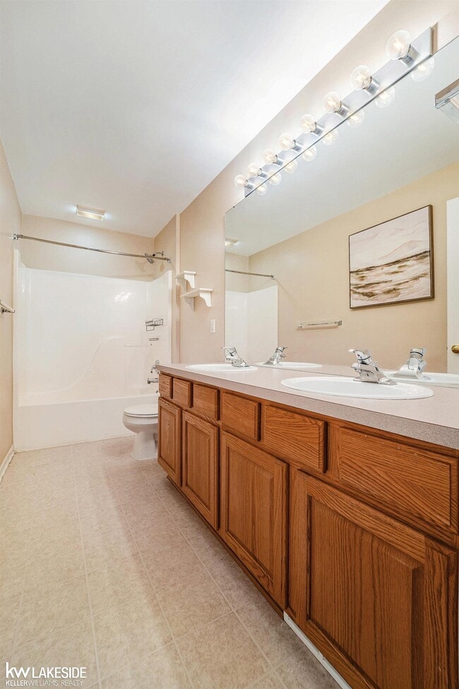Building Photo - 34681 Giannetti Dr