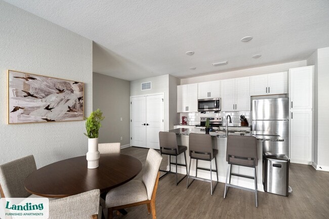 Building Photo - 84 San Filippo Dr SE