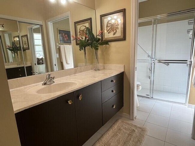 Building Photo - 6084 Petunia Rd