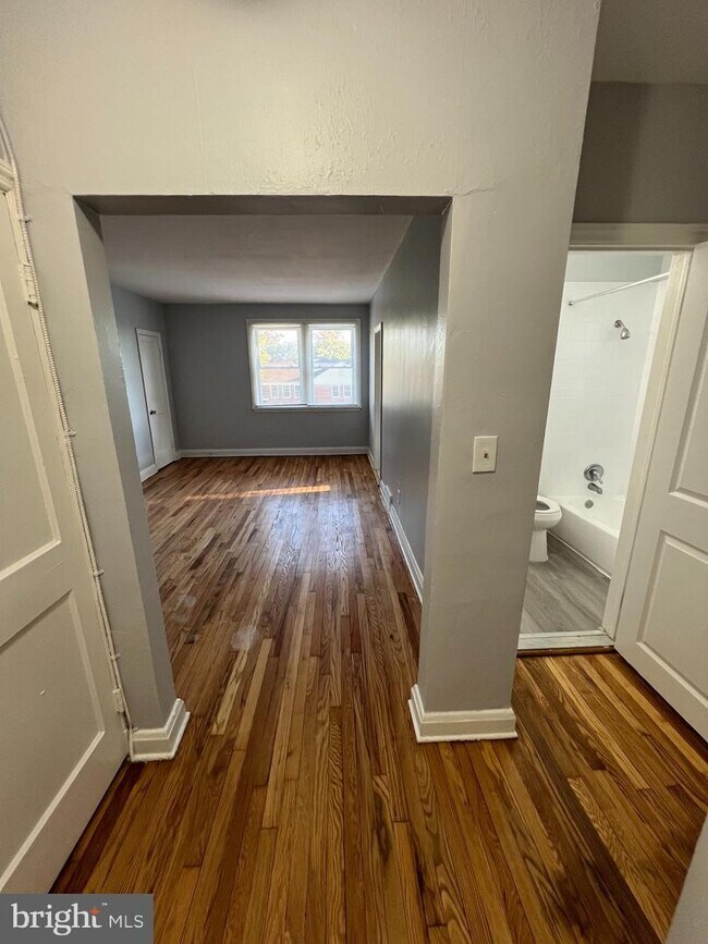 Building Photo - 110X Gleneagle Rd