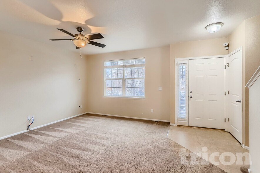 Building Photo - 1570 Edenbridge Dr
