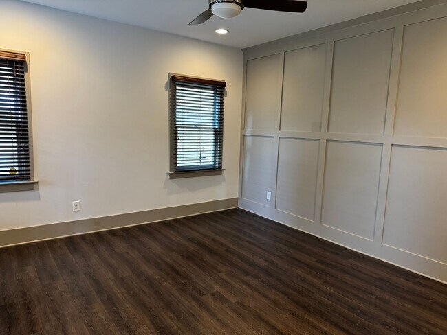 Building Photo - 1707 Hillside Ave