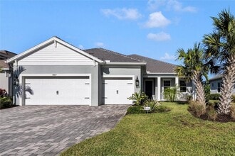 Building Photo - 18817 Valleta Ave