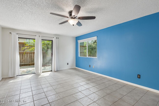 Building Photo - 4765 Marsh Hammock Dr W