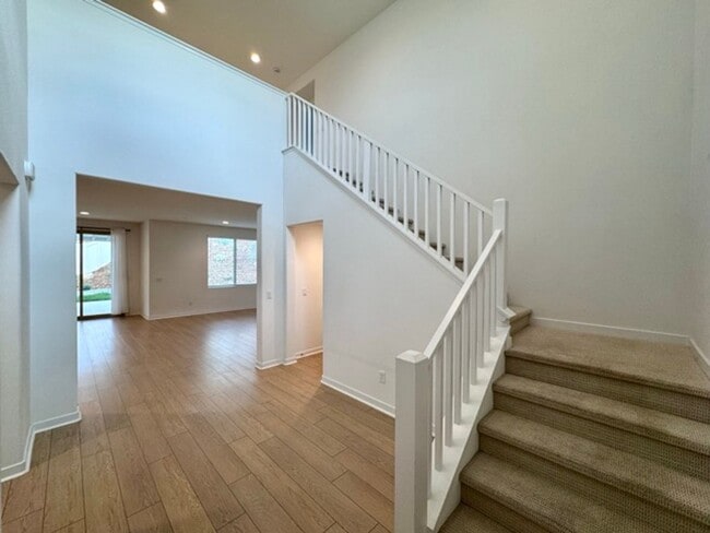 Building Photo - Spacious 4 Bedroom Home for Lease in Winch...