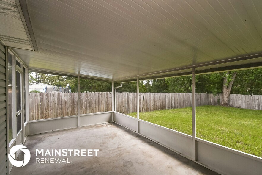 Building Photo - 7525 Pheasant Run Dr