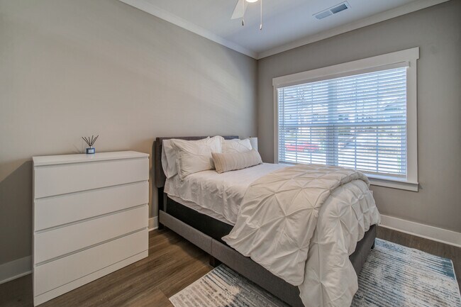 Unit B1 - 253 Sciple Terrace NW