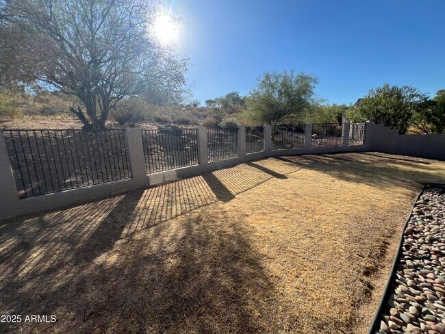Building Photo - 15230 N Blackbird Dr