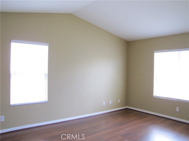 Building Photo - 5661 Knollside Way