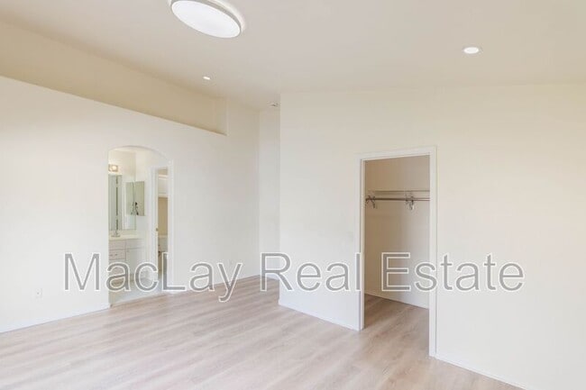 Building Photo - 1157 N Sunnyvale Ave