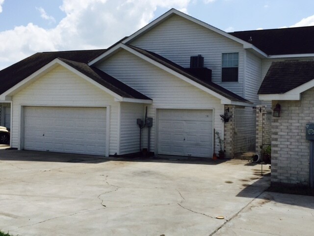 Building Photo - 2408 N I St