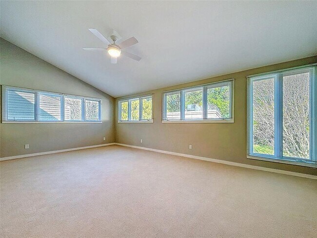 Building Photo - 1351 Willow Brk Dr