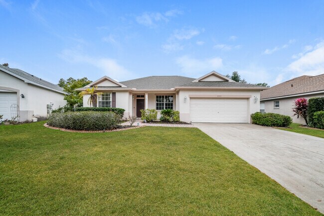 Primary Photo - 4-Bedroom with Screened Patio