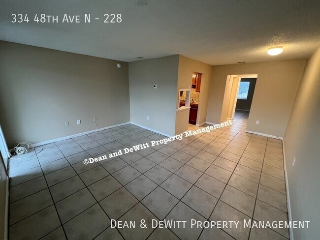 Building Photo - 334 48th Ave N