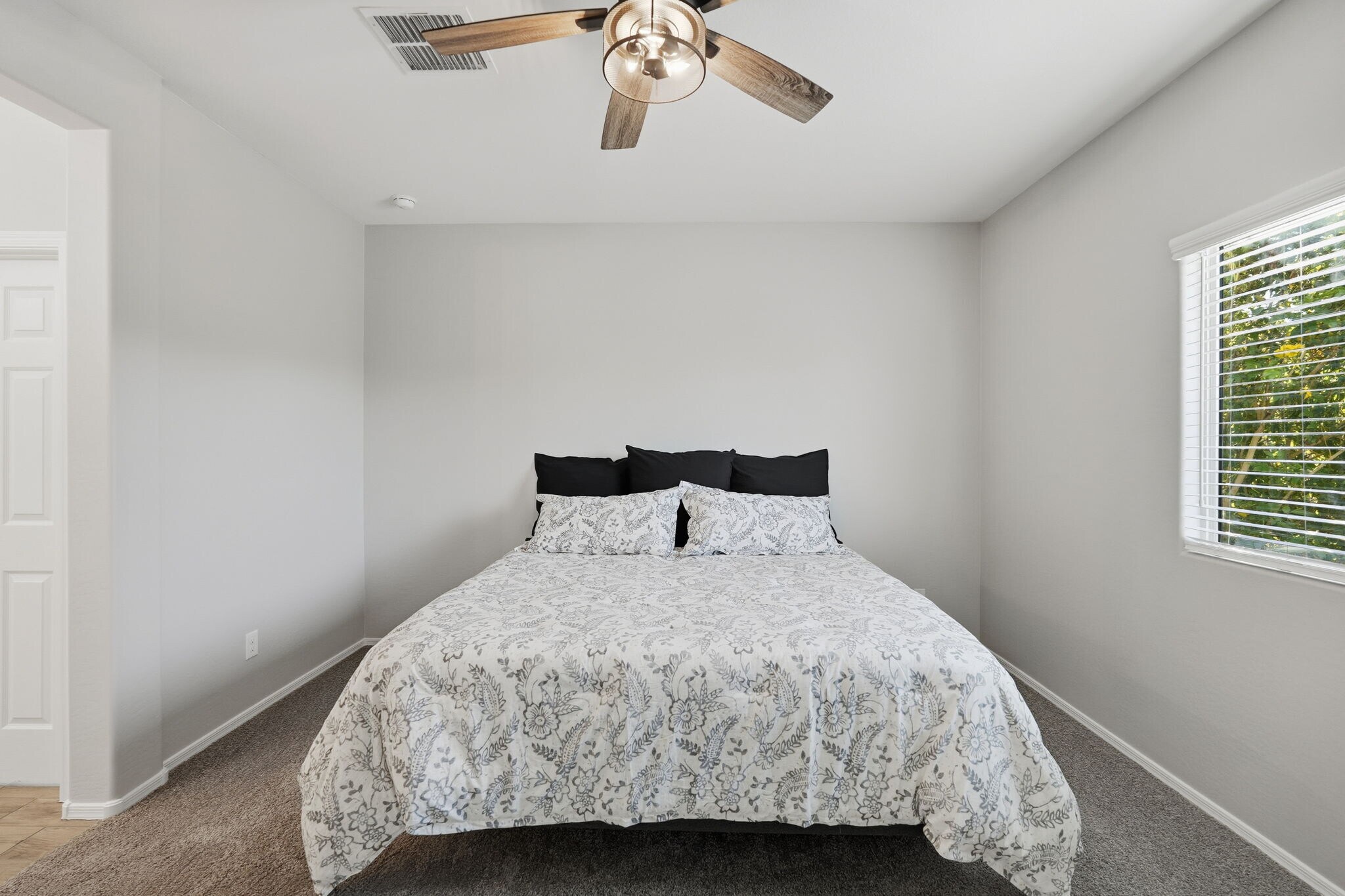 Building Photo - 3017 N Majestic Ct