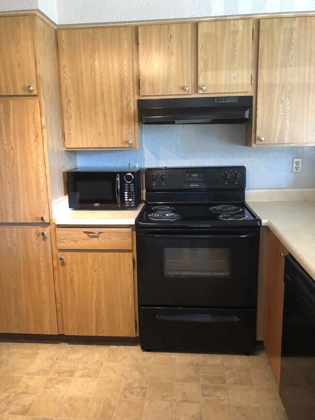 Building Photo - 1725 W Sunn Fjord Ln