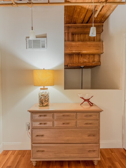 Building Photo - 494 Woonasquatucket Ave