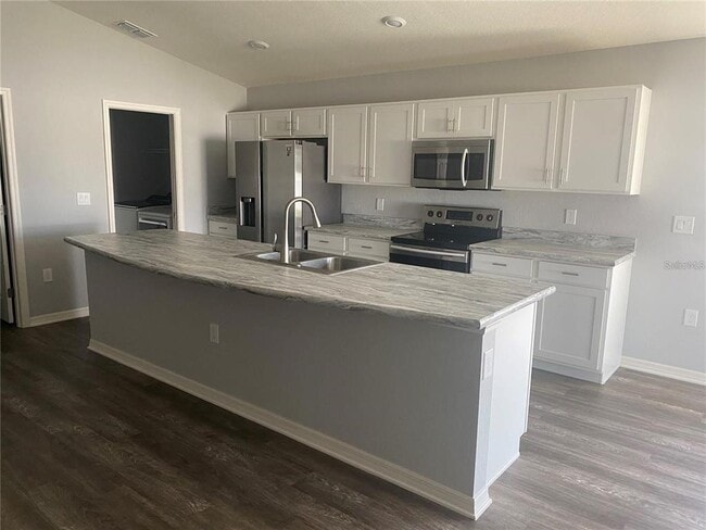 Building Photo - 6320 Gardner Dr