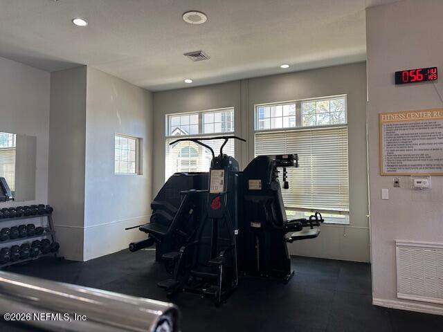 Building Photo - 13703 Richmond Park Dr N