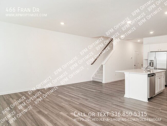 Building Photo - 466 Fran Dr