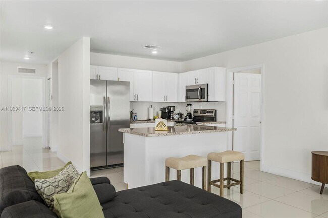 Building Photo - 1924 SW 20th St