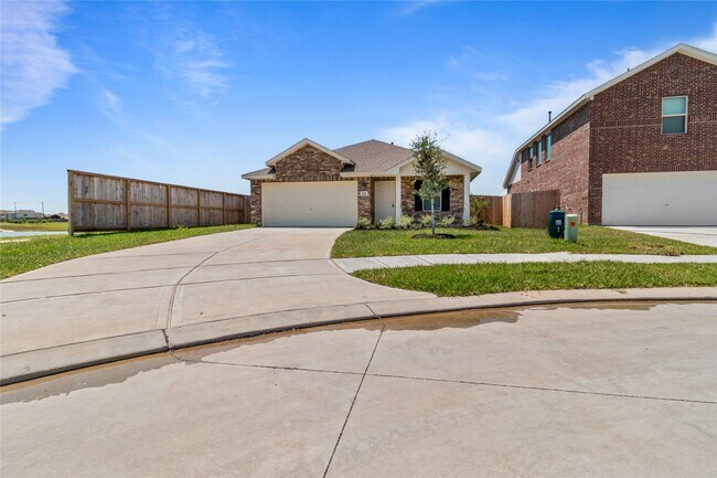 Primary Photo - 727 Delany Cv Ct