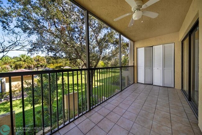 Building Photo - 2031 Coral Ridge Dr