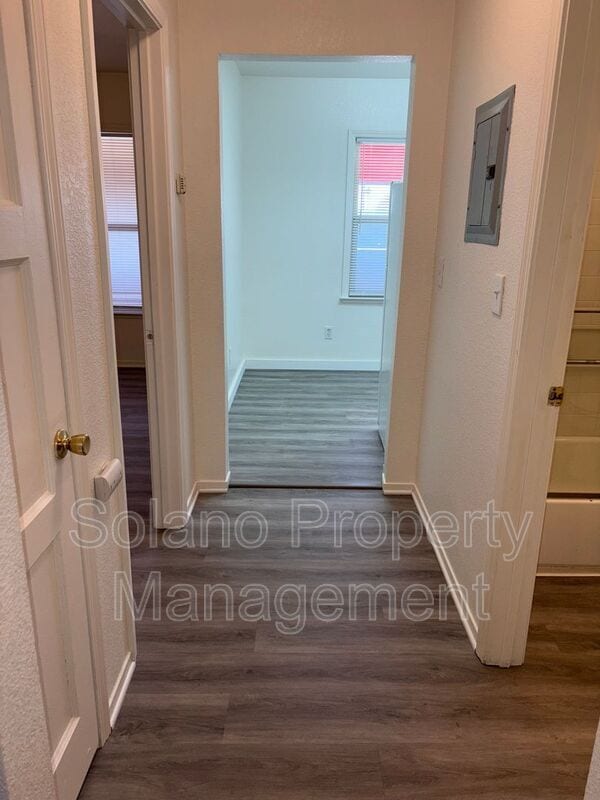 Building Photo - 702 Jackson St