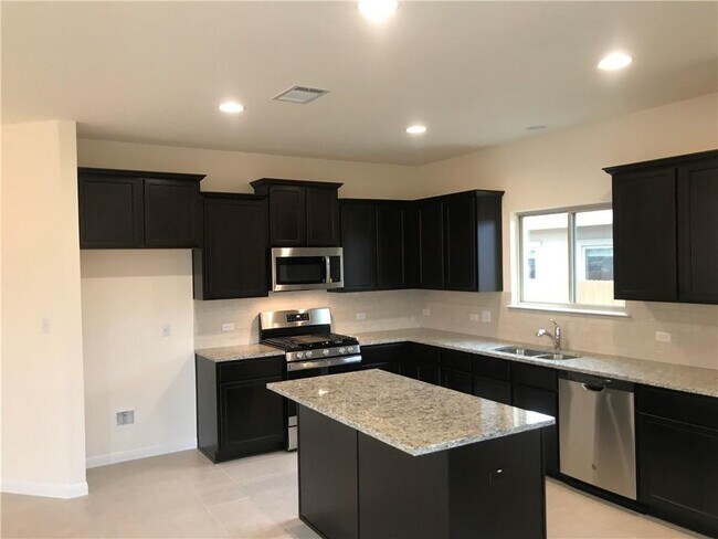 Building Photo - 308 Arabian Colt Dr