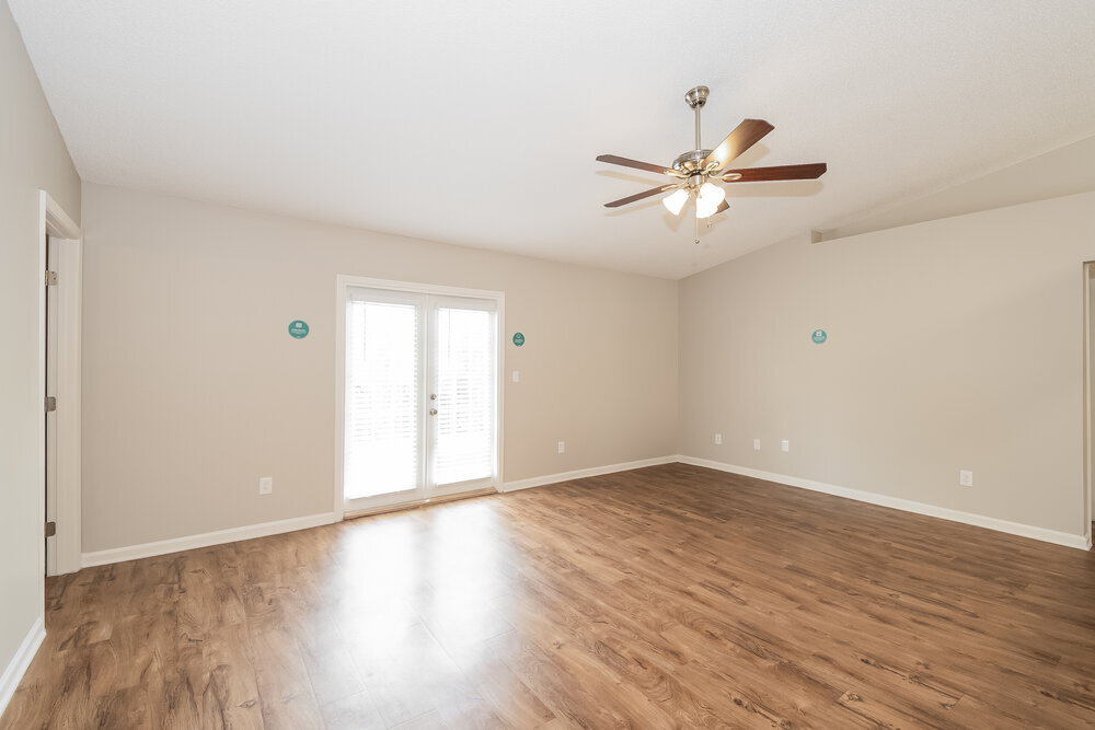 Building Photo - 1603 Twin Oak Ln