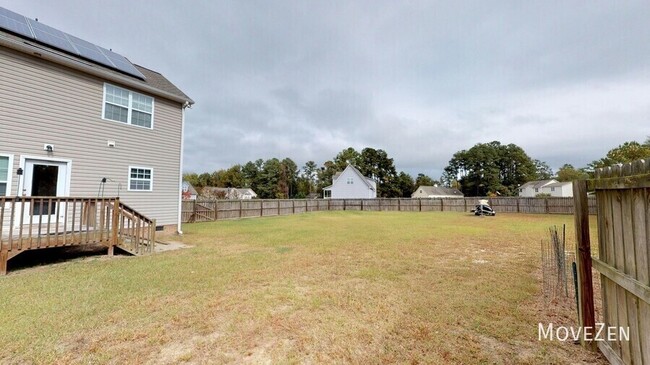 Building Photo - 2916 Hayward Ct