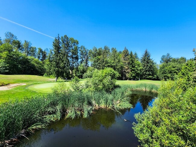 Building Photo - Available NOW - 3bd Home on Gleneagle's 14th hole!