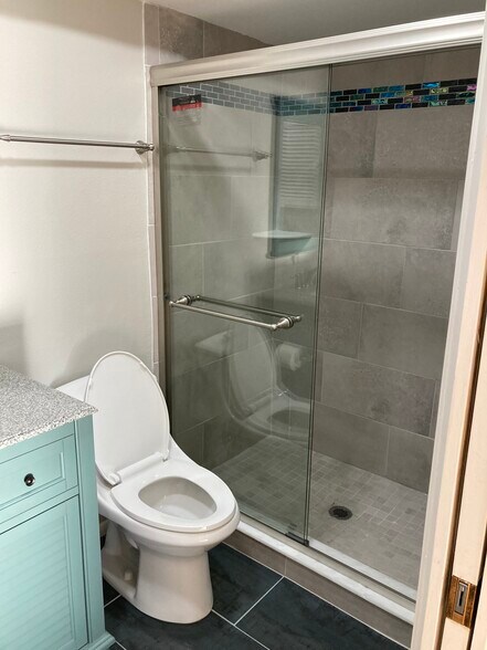 Remodeled guest bathroom - 3500 El Conquistador Pky