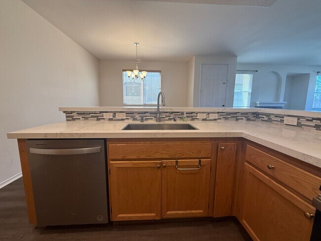 Building Photo - Beautiful Otay Ranch Home with Spacious Floor Plan and Private Backyard