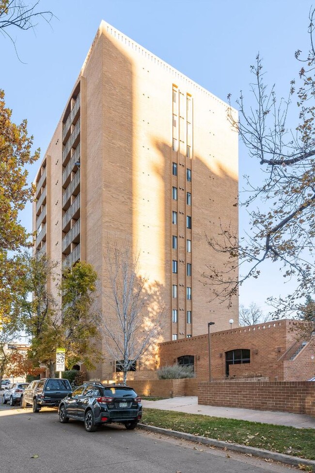 Building Photo - 400 S Lafayette St