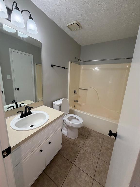 Building Photo - 463 Durden Rd