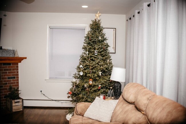 Building Photo - 130 N Grant St