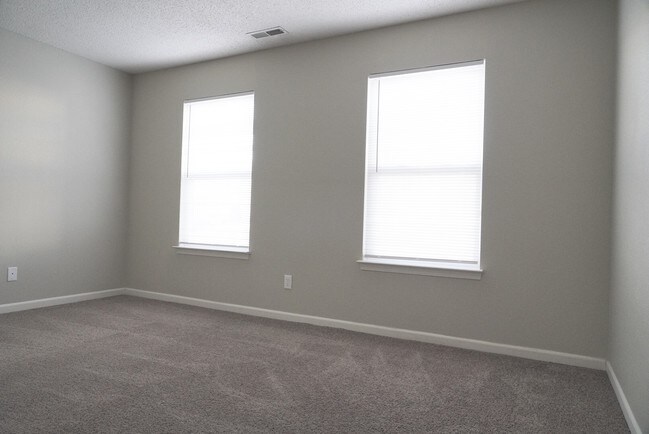 Building Photo - 9201 Ogden Dunes Ct