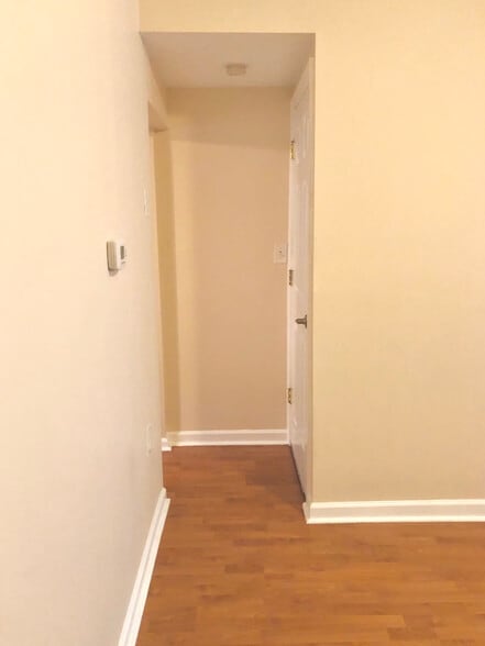 Downstairs 3 - 2331 E Harold St