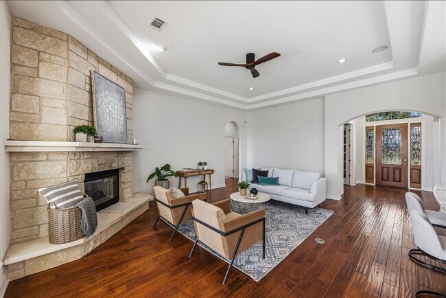 Building Photo - 13725 Madrone Mountain Way
