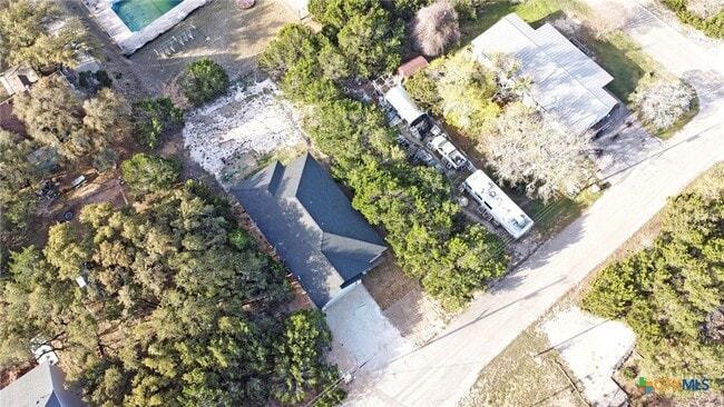 Building Photo - 1234 Clearcreek Dr