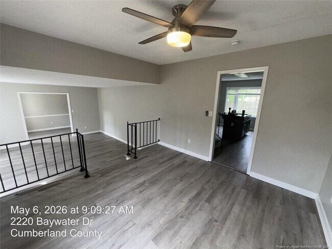 Building Photo - 2220 Baywater Dr