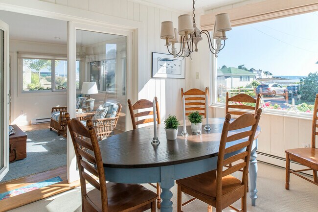 Building Photo - 281 Beach Ave