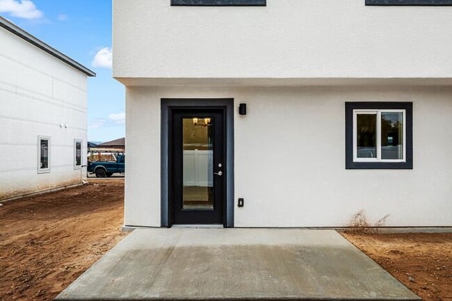 Building Photo - Beautiful 4-Bedroom Rental with Modern Upgrades and RV Parking!