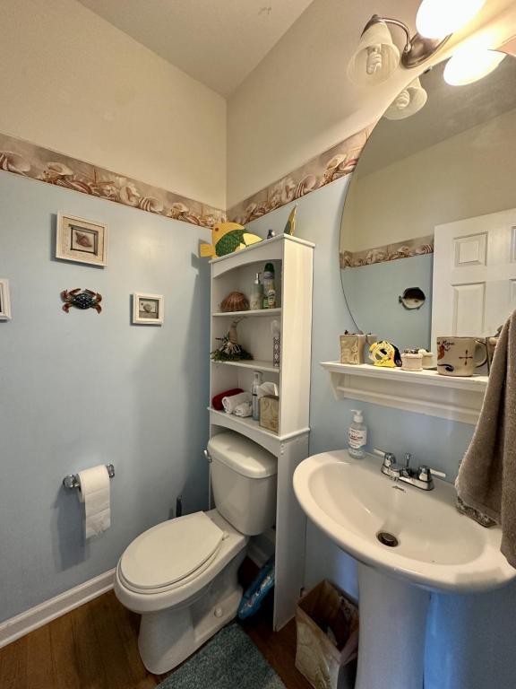 Building Photo - 1913 Thorn Crest Dr