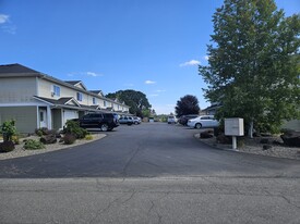 Building Photo - 119 Newaukum Golf Dr