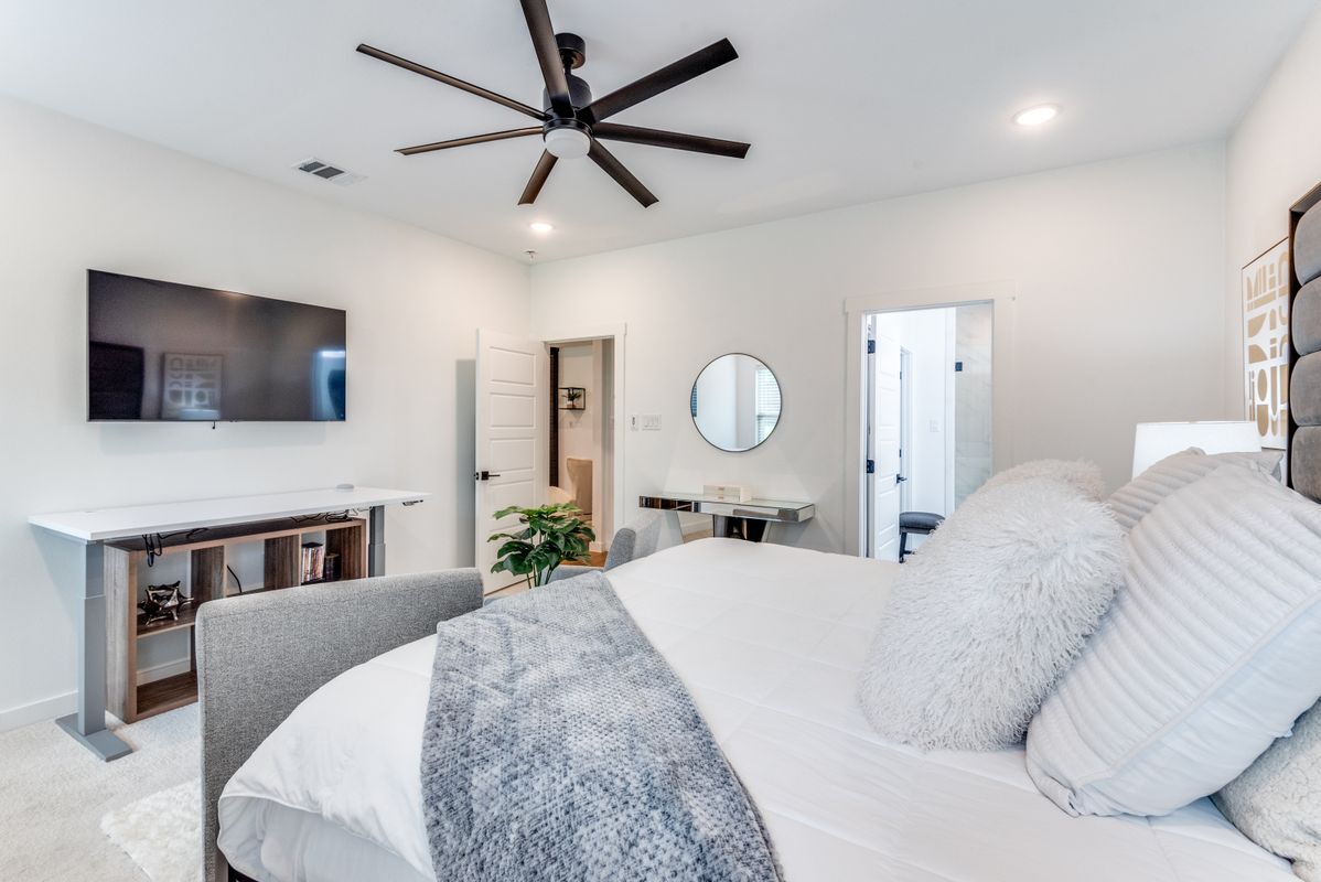 Building Photo - 2830 S Marsalis Ave