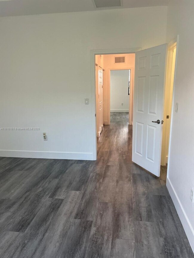 Building Photo - 9212 W 33rd Way